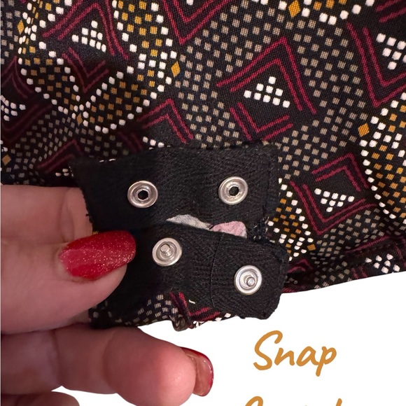 NWT Geometric V-Neck Bodysuit - Black/Brown Print   XLARGE   #3 - Picture 5 of 8